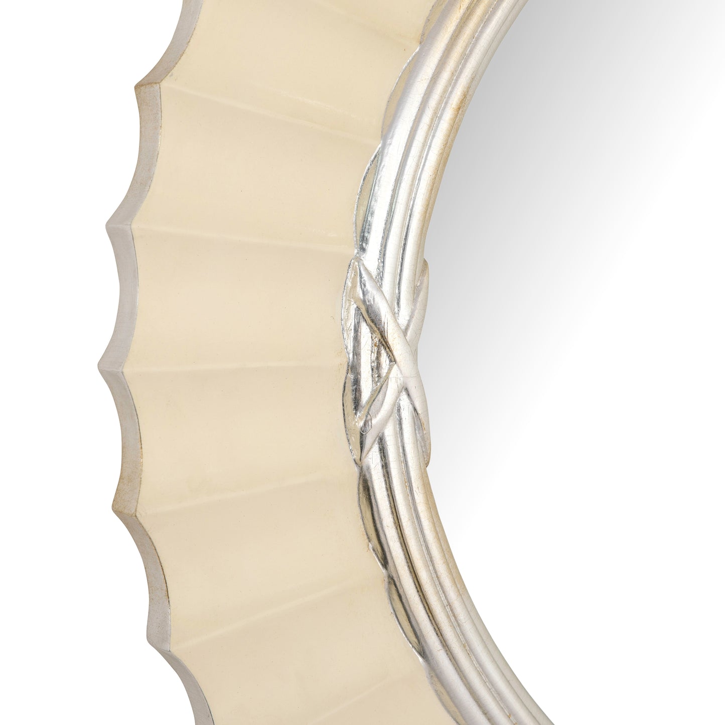 مرآة الملك الفضي