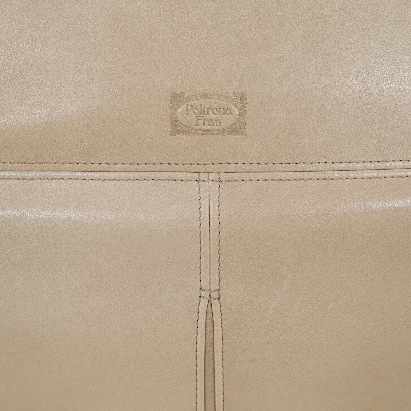 Reclining Armchair | Poltrona Frau