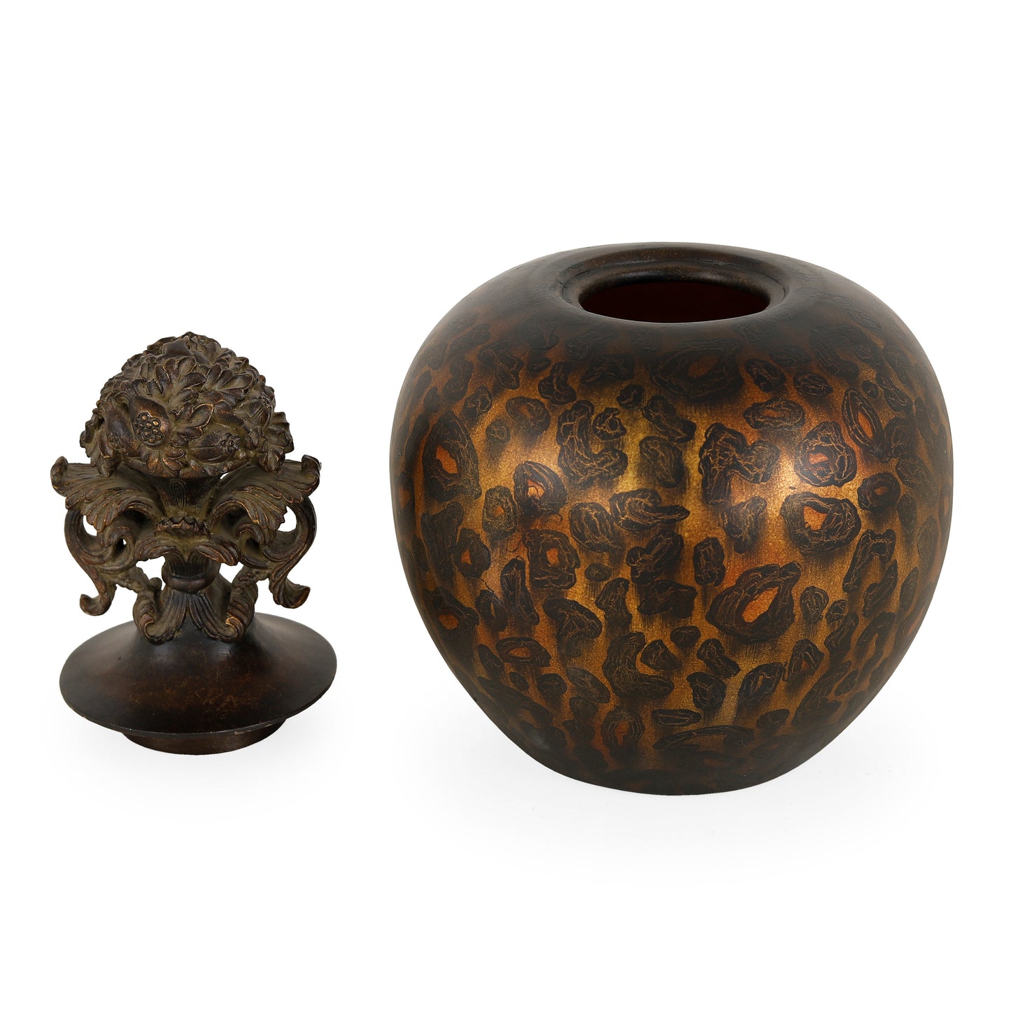 مرطبان ليوبارد دي رو مع غطاء مزخرف بالزهور - قطر 8 بوصات × ارتفاع 13 بوصة