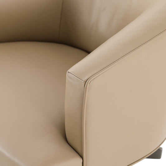 Martin Swivel Armchair | Minotti