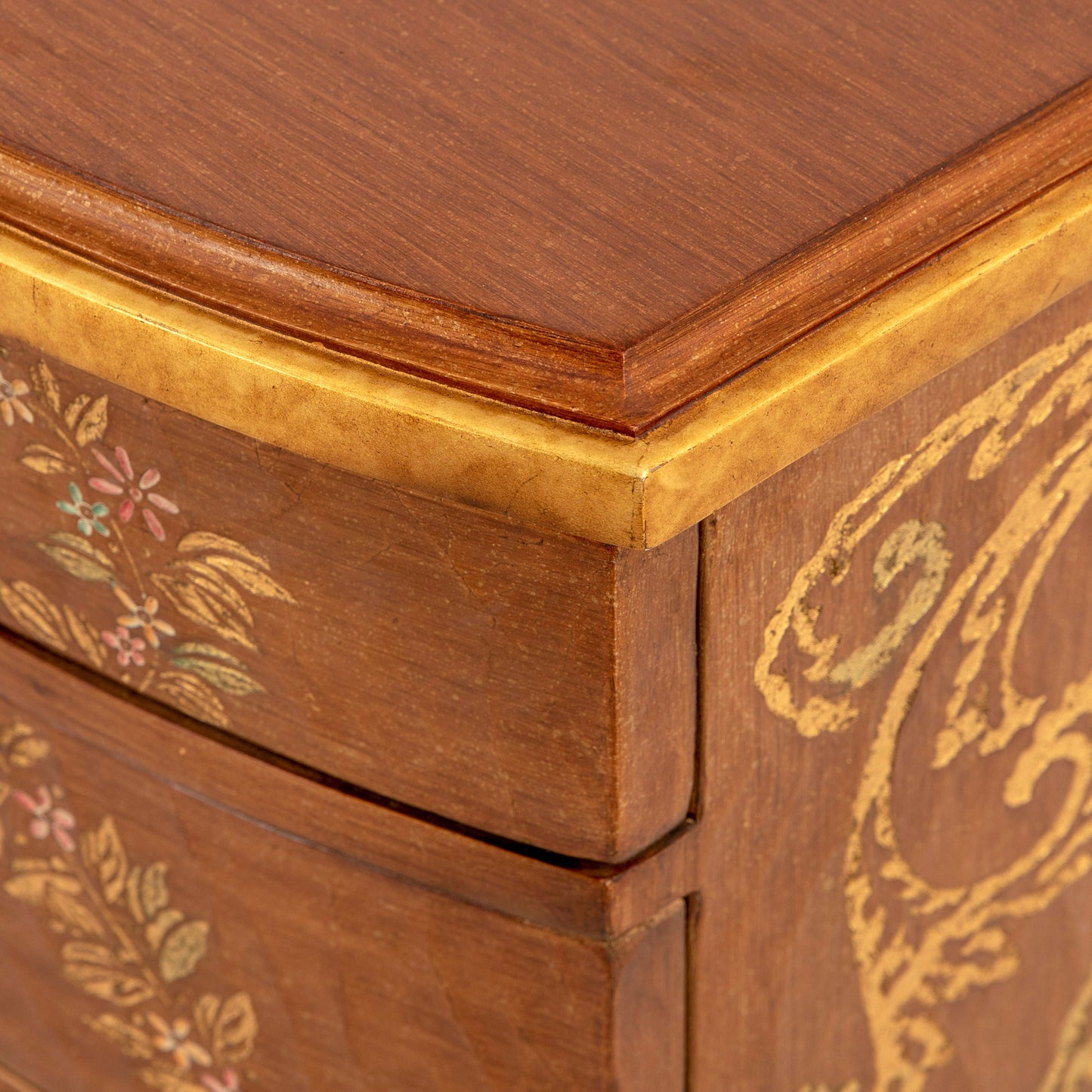 خزانة ملابس مزينة بزهرة الجيرانيوم (مجموعة من 6 قطع)