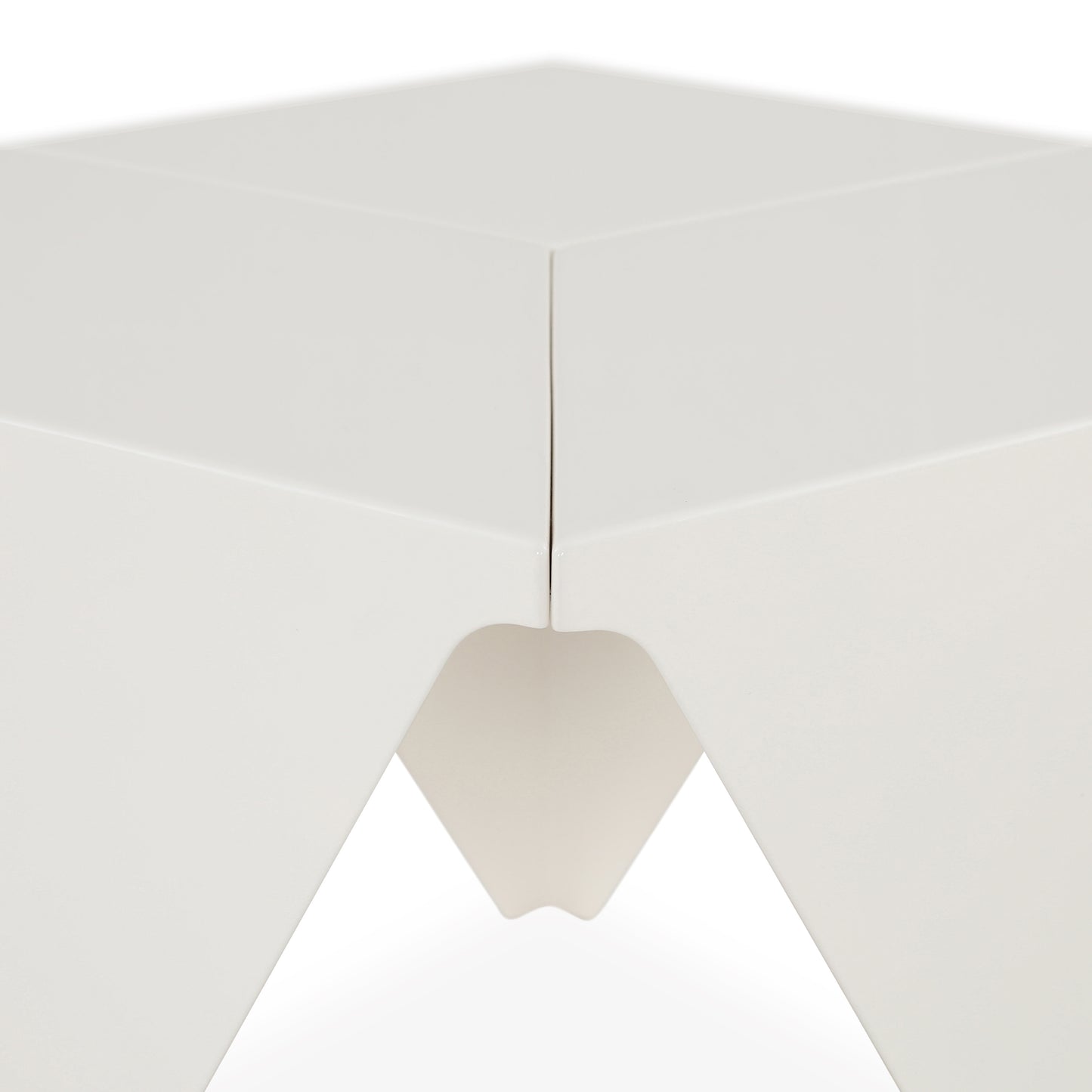 Prismatic Table white | Vitra