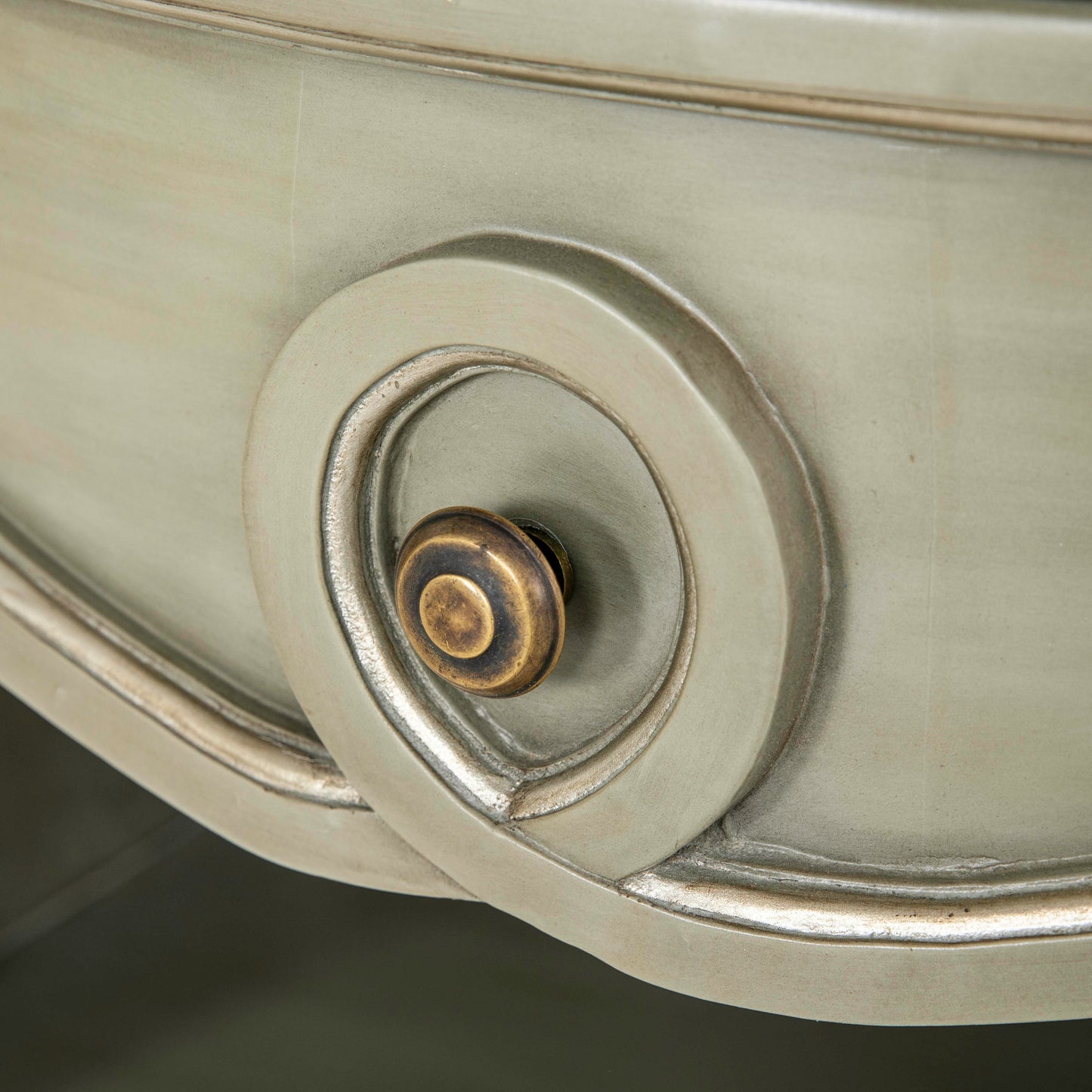 منضدة لويزا الليلية