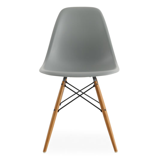 Eames Plastic Side Chair | Vitra