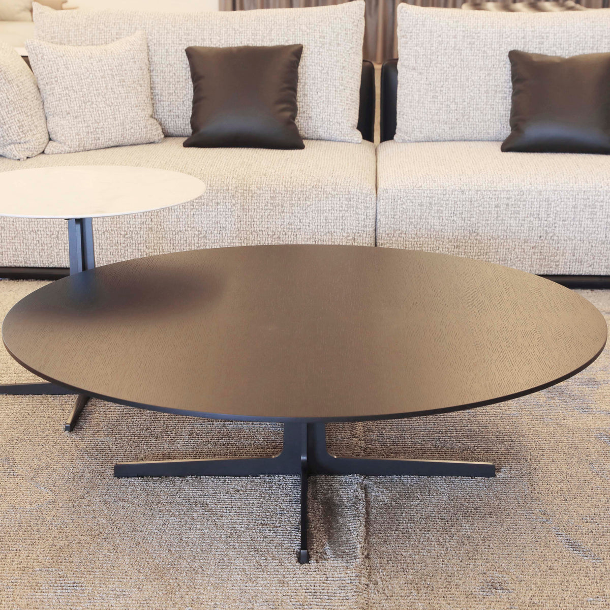 VARY COFFEE TABLE