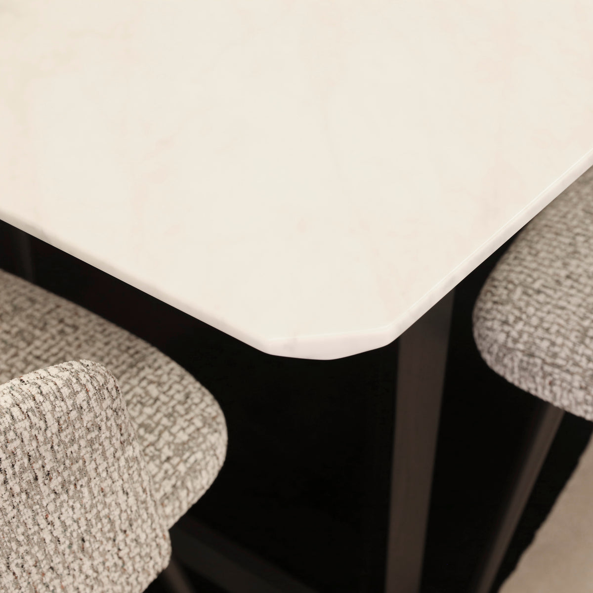 VERGE DINING TABLE & BALLET SWIVEL DINING CHAIR