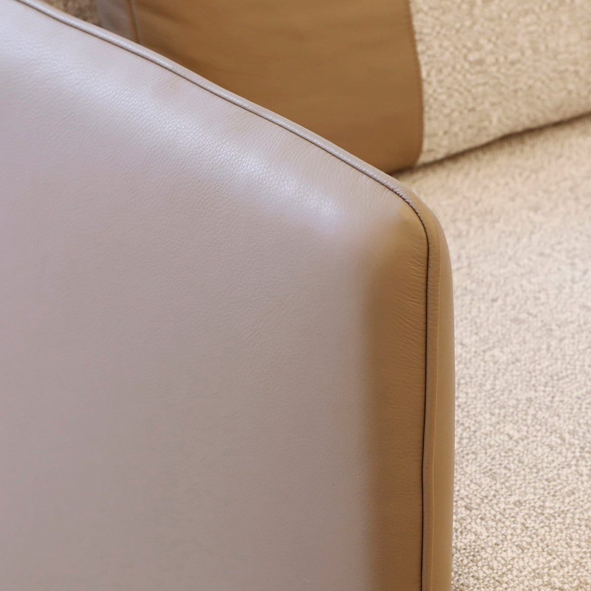 ELAN(NEW) LAF SOFA.