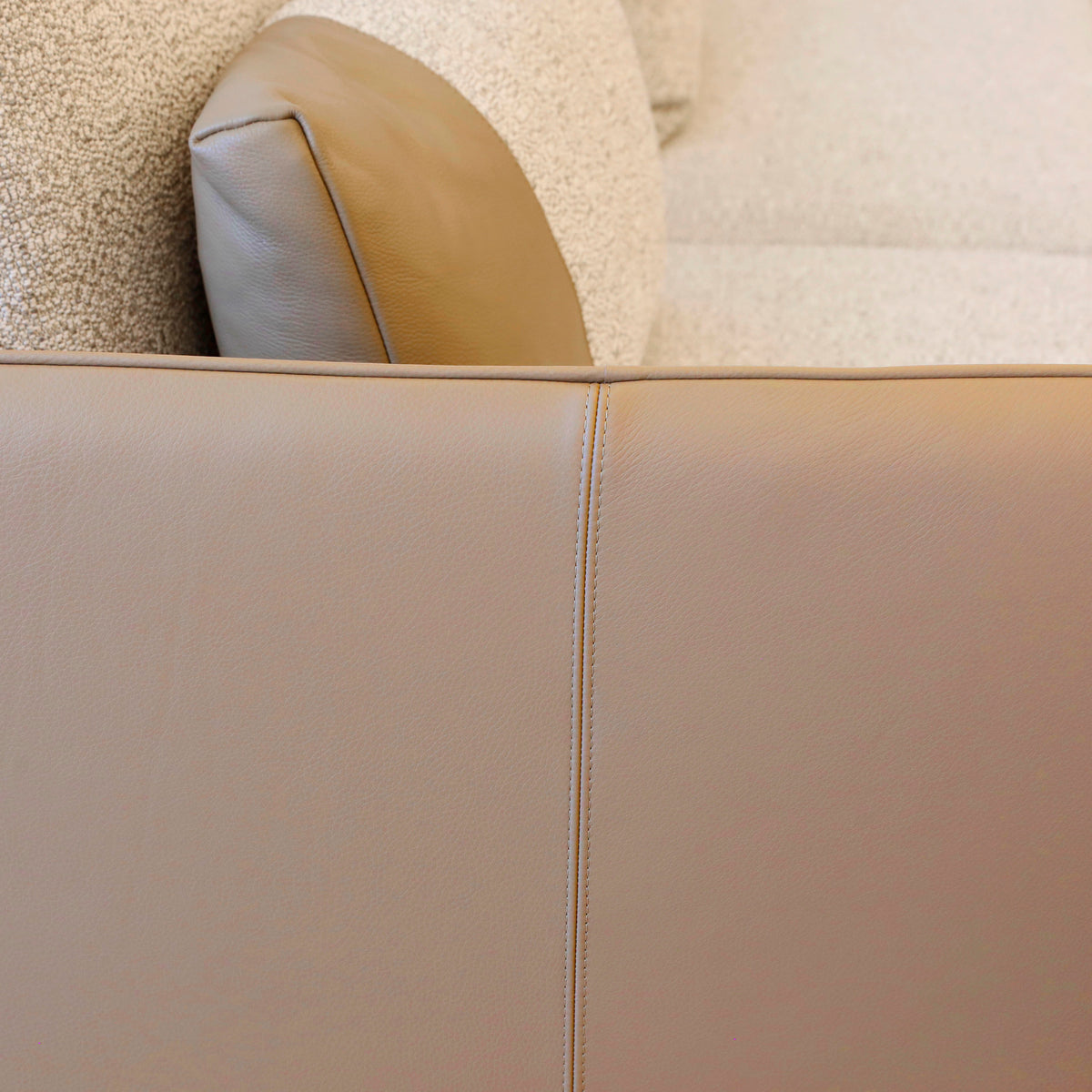 ELAN(NEW) LAF SOFA.