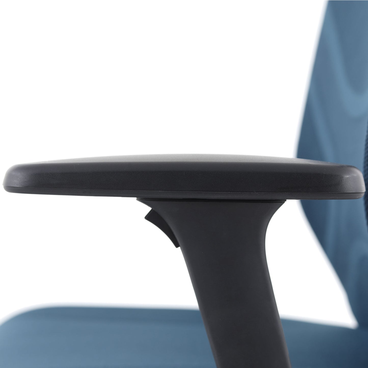 IN. Blue Ergonomic Chair